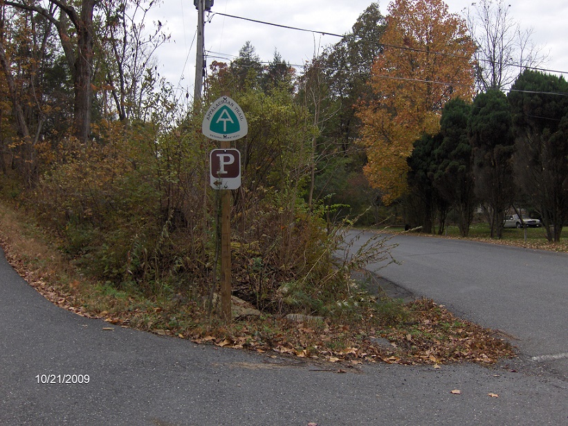 http://cnyhiking.com/DelawareWaterGap0794.JPG