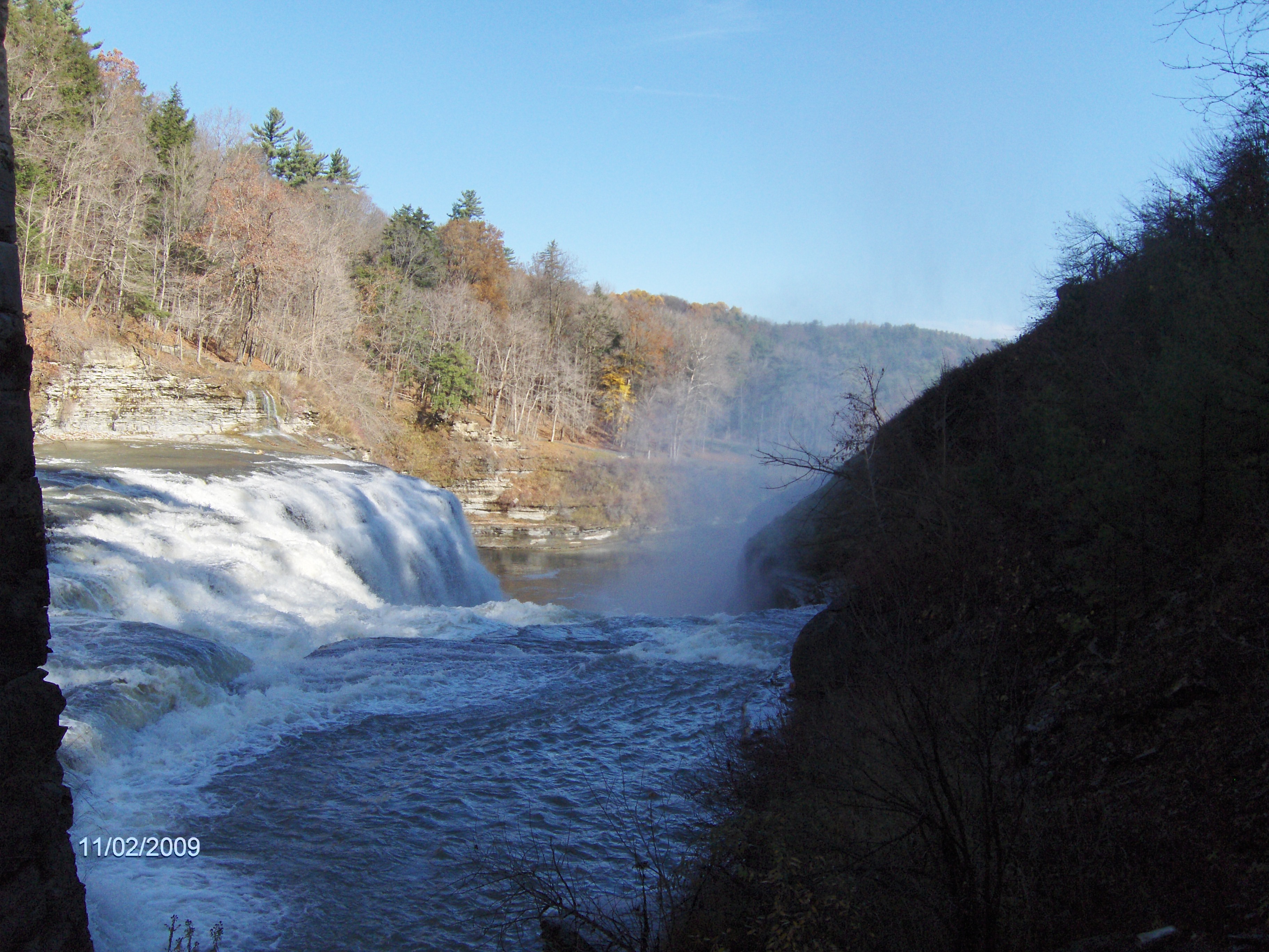 http://cnyhiking.com/Letchworth1111.JPG