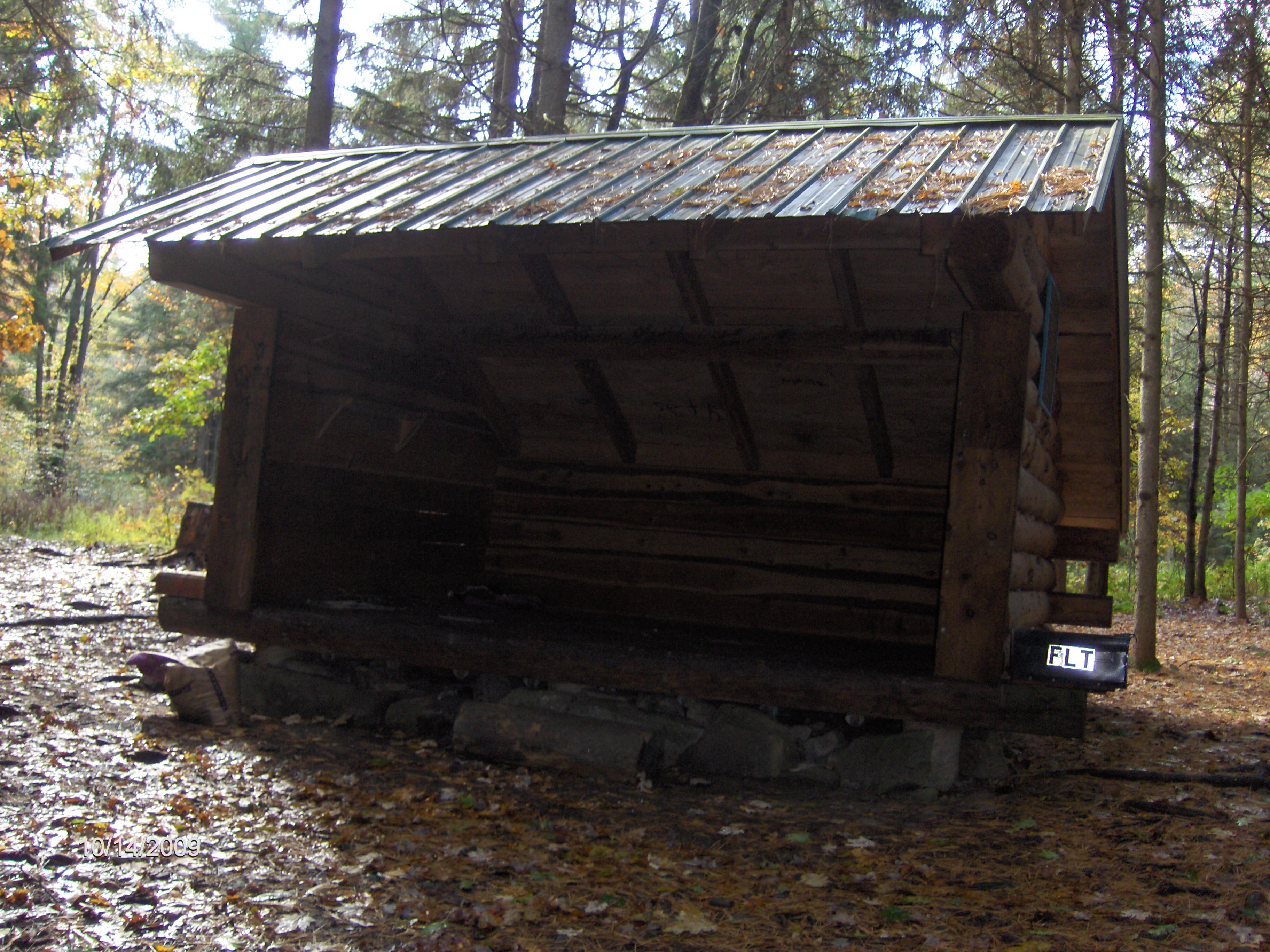 http://cnyhiking.com/LudlowCreek102009014.JPG